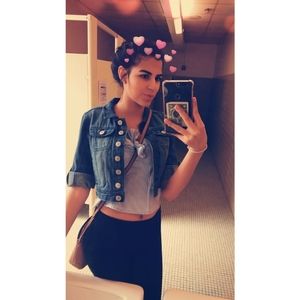 Meet your Posher, Ingrid